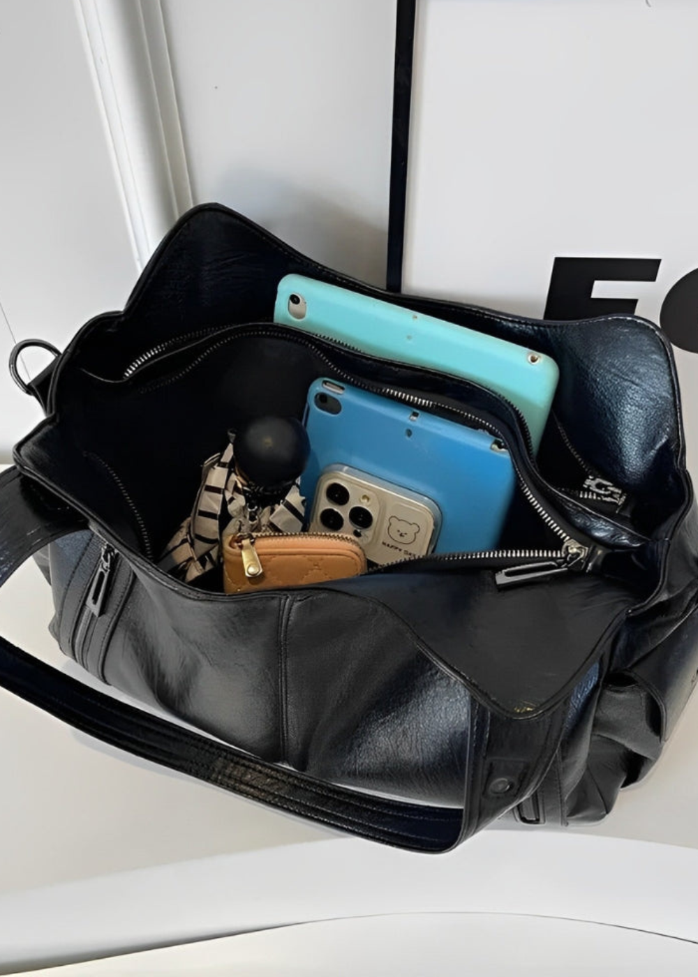 Ange leren tas